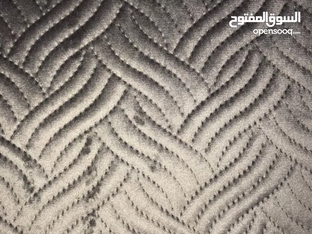 أقمشة  ومنسوجات مخمل مطرز خامات ذات جودة عالية بألوان متعددة  لتنجيد الكنب والفرشات