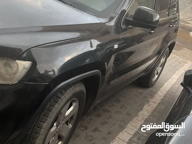 للبيع جيب جراند شيروكي لاريدو 2011  For Sale Jeep Cherokee Laredo 2011