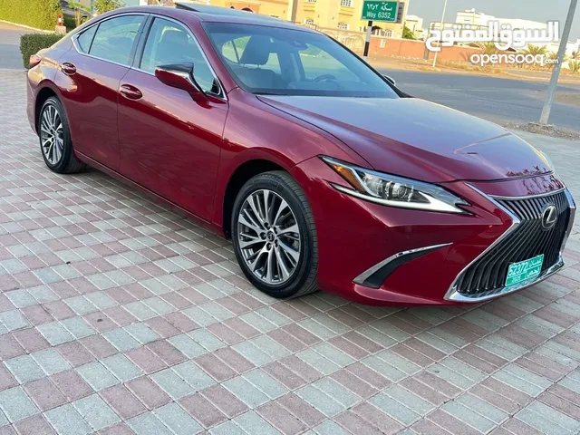 Used Lexus ES in Muscat