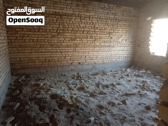 هيكل مسقف للبيع مجمع الاحرار المساحة200م  طابوملك صرف تحويل مباشربأسمي السعر215 قابل للتفاوض