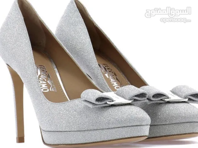 Silver With Heels in Al Riyadh