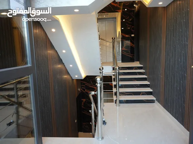 شقق مميزه بالبنيات بمساحات مختلفه وبمنطقة راقيه وخصوصيه عاليه ، تشطيبات رائعه ، شقة العمر