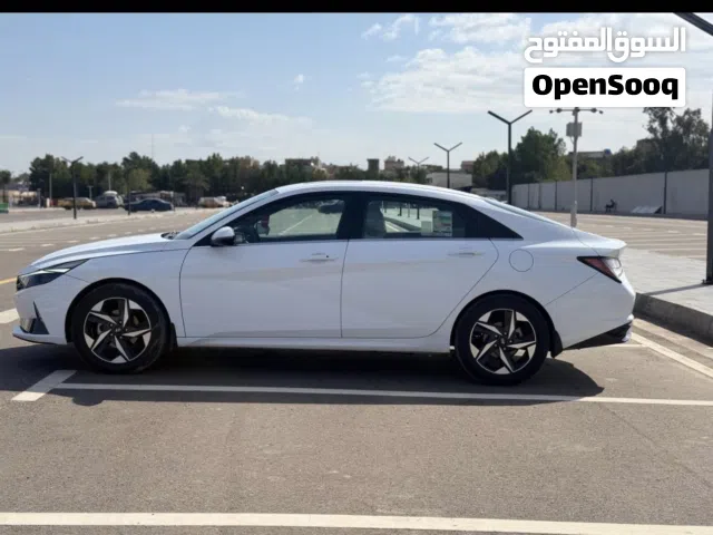 2023, هيونداي, النترا, Standard