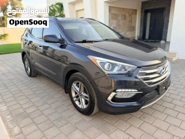 2017 هيونداي سنتافي Standard