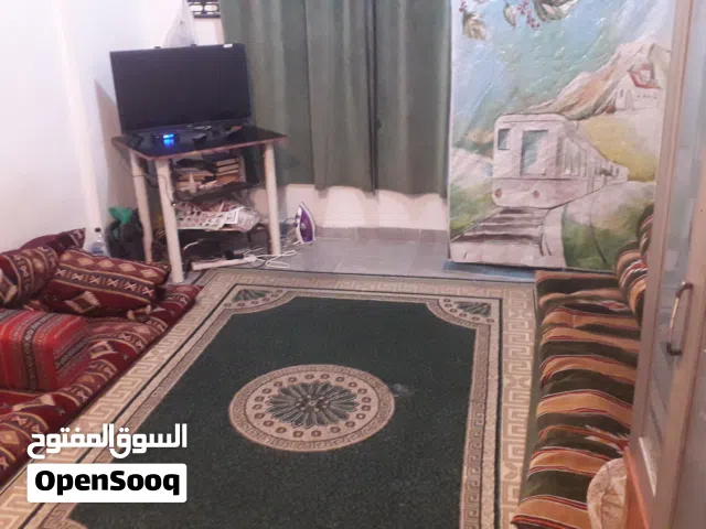 مطلوب فرد لمشاركة سكن الفروانية قطعه 5