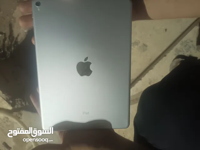 Apple iPad pro 2 32 GB in Benghazi