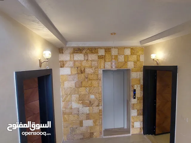 186m2 3 Bedrooms Apartments for Sale in Amman Jubaiha