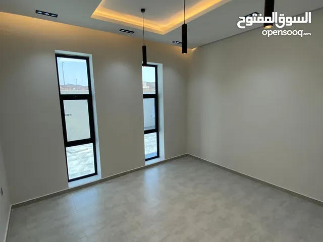 147 m2 5 Bedrooms Apartments for Rent in Al Madinah Al Mabuth