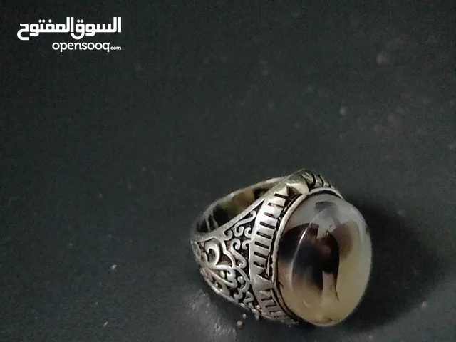 خاتم عقيق يماني مصور اصلي نادر للبيع لافضل سعر يتم عرضه
