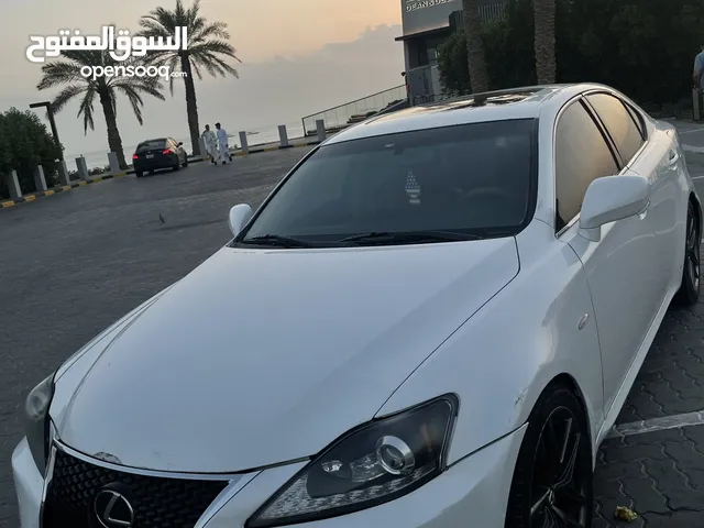 Used Lexus IS in Farwaniya