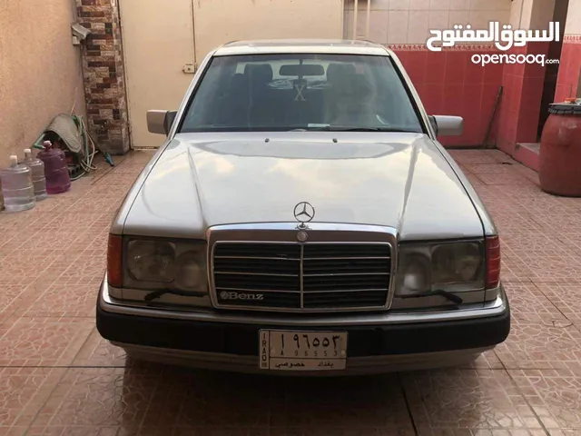 Mercedes Benz E-Class 1991 in Baghdad