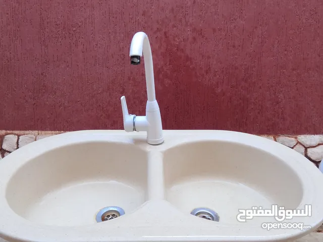 فرصة تخفيض الجمعه البيضاء.حوض انظيف ذوق جميل ولونه اجمل