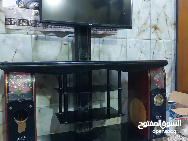 ميز تلفزيون للبيع