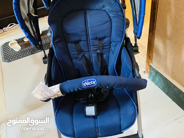 كروسة اطفال توأم تشيكو نظيفة مش مستعمله هلبا