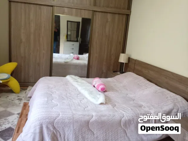 غرفة نوم خشب زان