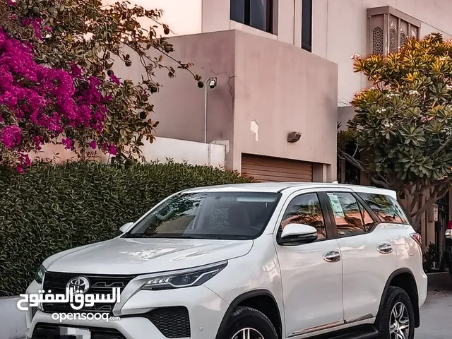 TOYOTA FORTUNER 2022 AGENT MAINTAINED CAR FOR SALE
