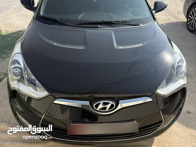 هيونداي فولستر فل مواصفات بدون حوادث فيها ملكية 10 شهور مسوي لها سيرفس كامل  السعر قابل شي بسيط