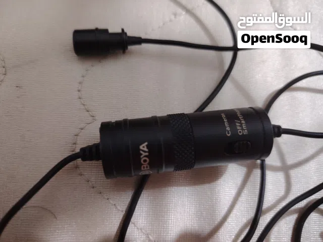 مايك اصلي وجوده واضحه وسلك طويل