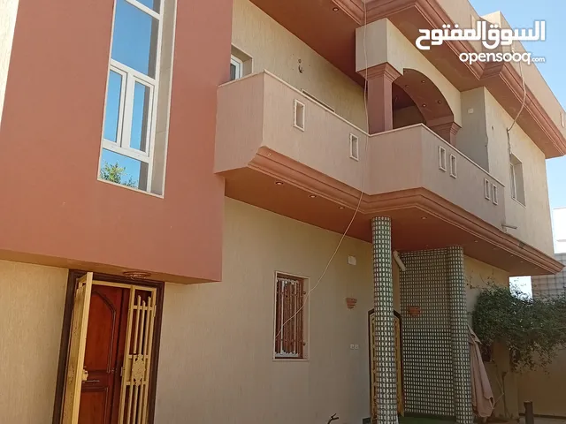 550 m2 More than 6 bedrooms Villa for Sale in Tripoli Tajura