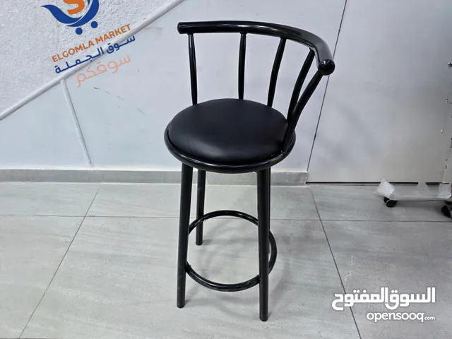 كرسي بار عصري للمطبخ تصميم عصري ومصنوع من معدن قوي بيعطيك لمسة جمال وفريده من نوعها
