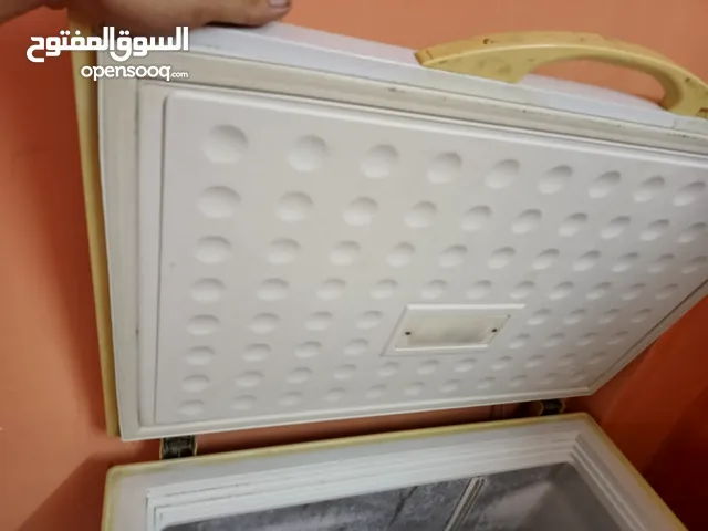 فريز بحالة الوكاله للبيع بسعر مغري
