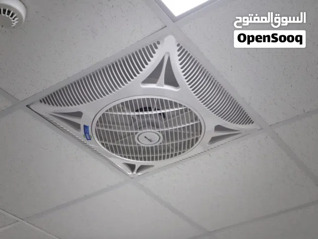 مروحة سقف على الفورسيلنج