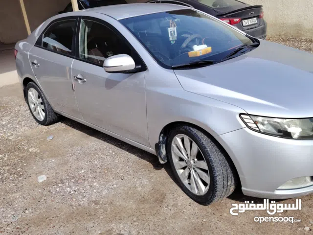 Used Kia Cerato in Basra