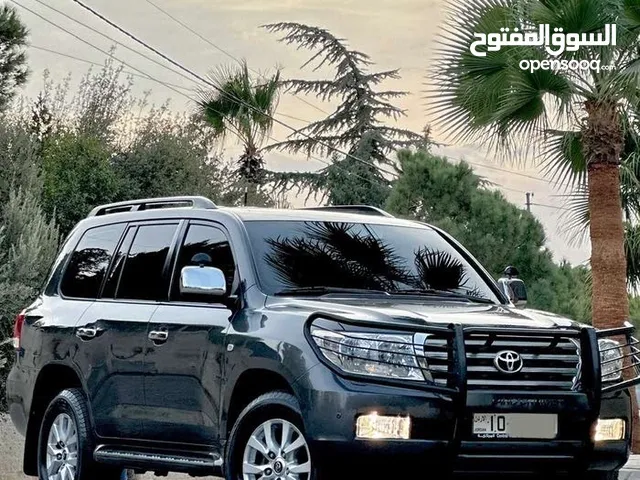 Used Toyota Land Cruiser in Amman