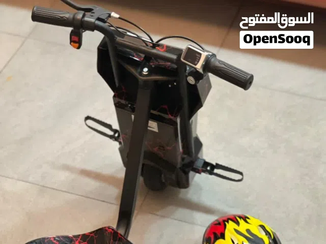 سكوتر درفت مستعمله مره تحمل حتي 150 كيلو و معاها كل كمالياتها و سعرها 850 د
