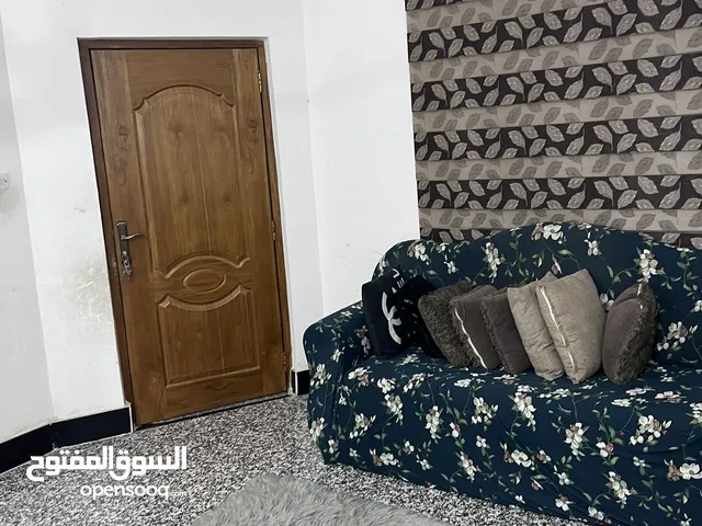 400 m2 4 Bedrooms Townhouse for Sale in Basra Abu Al-Khaseeb