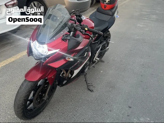 2019 سوزوكي GSX250R