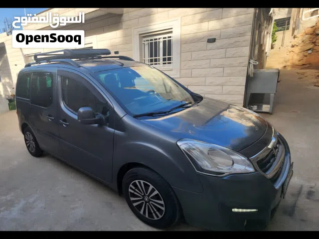 2016 Peugeot Partner Standard