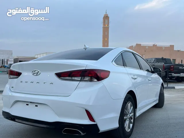 Hyundai Sonata SE in Sharjah