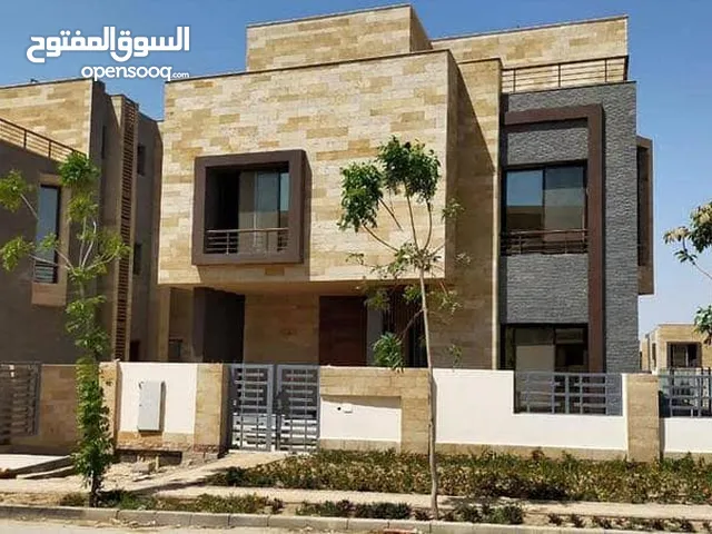 156 m2 3 Bedrooms Villa for Sale in Cairo Fifth Settlement