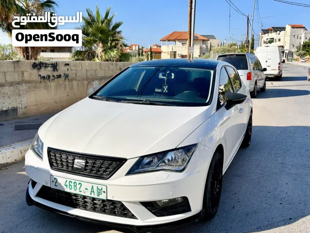 2017 سيات ليون Standard