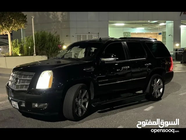 Used Cadillac Escalade in Dubai