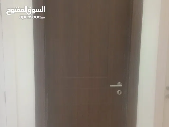 مطلوب ممول لتاسيس معرض ابواب خشبيه