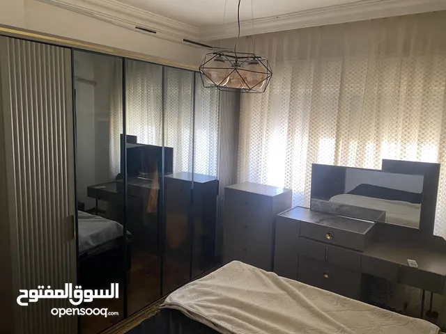 غرفة نوم ايطالي  Set up كامل للبيع