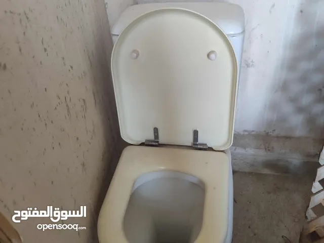 شاور بوكس بحالة الجديد مع مرحاض