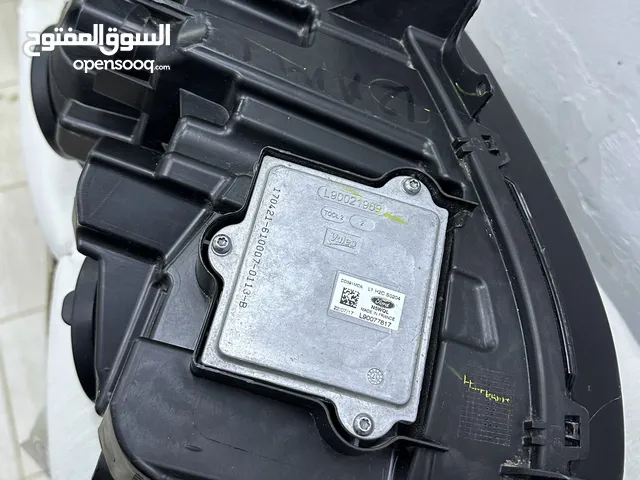 ضوء يمين فورد فيوجن