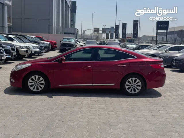 Hyundai Azera 2012 (Red)