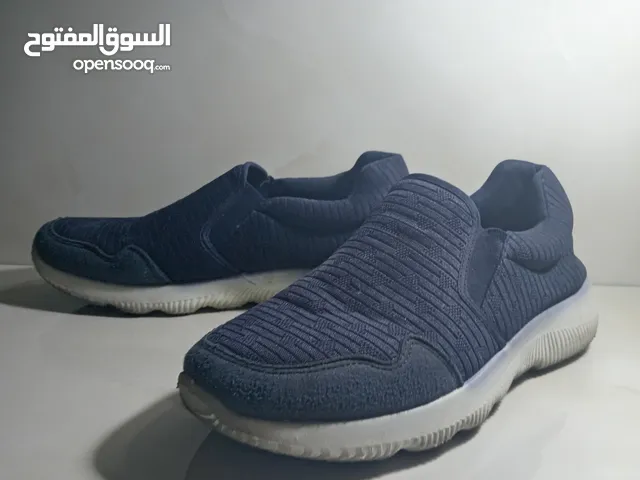 41 Sport Shoes in Zarqa