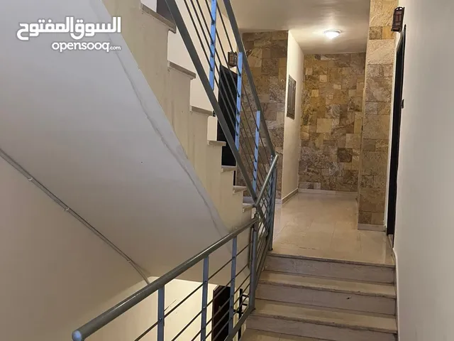 170 m2 3 Bedrooms Apartments for Rent in Amman Daheit Al Rasheed