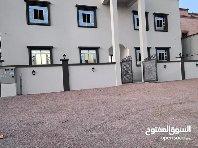 587 m2 More than 6 bedrooms Villa for Sale in Dhofar Salala