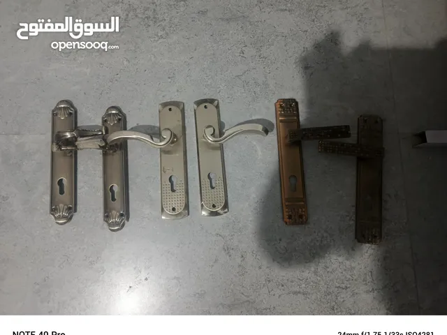 ايد باب مستعمل بحالة الوكالة موجود ثلاث اشكال كل ايد بدينار