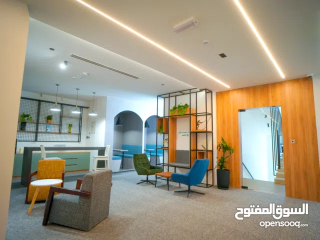 مكاتب مؤثثة للإيجار - مركز 8HOURS للأعمال - الخوض(شارع مزون)
