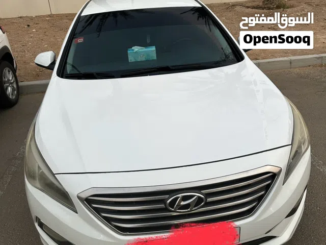 2017 هيونداي سوناتا SE