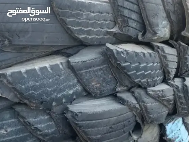 نشتري جميع الكفرات الكبيرة لتريلات بكميات كبيره