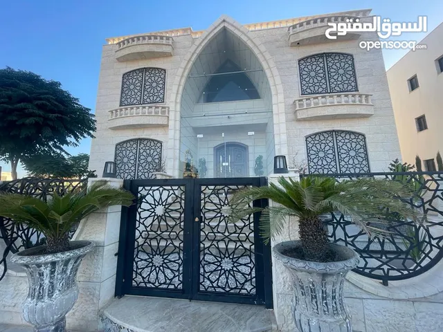 600 m2 4 Bedrooms Villa for Sale in Amman Umm Al-Amad