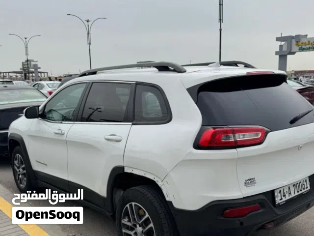 Used Jeep Cherokee in Basra